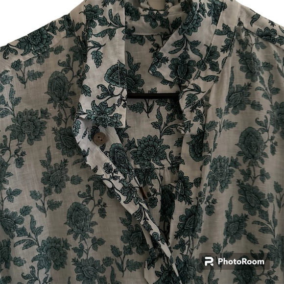 CYNTHIA ROWLEY 100% LINEN FLORAL BLOUSE WITH LONG ROLL TAB SLEEVES - Picture 5 of 11